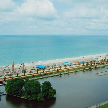 Nuage - 1St Line Sea View Apartments Batumi Bagian luar foto