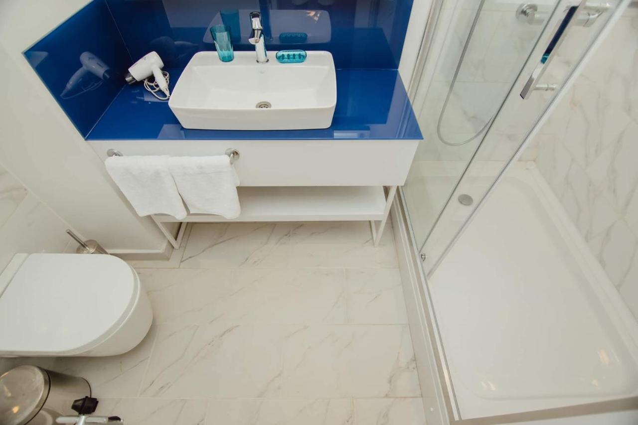 Nuage - 1St Line Sea View Apartments Batumi Bagian luar foto